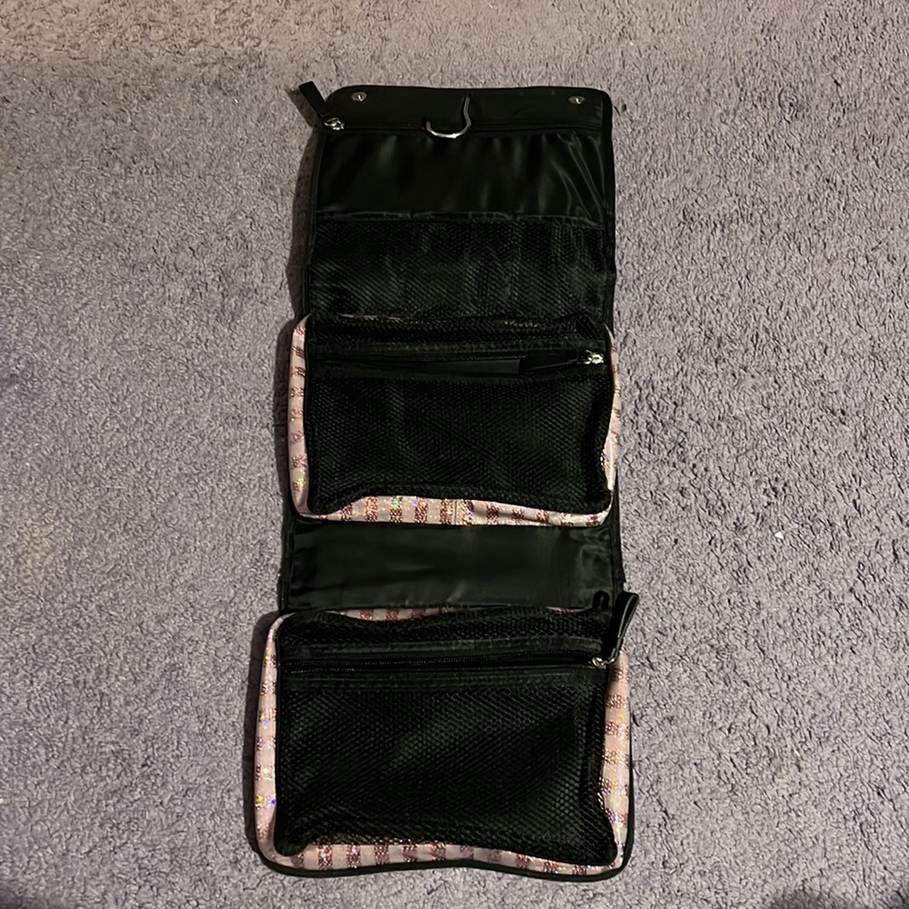 Makeup Holder - image 4